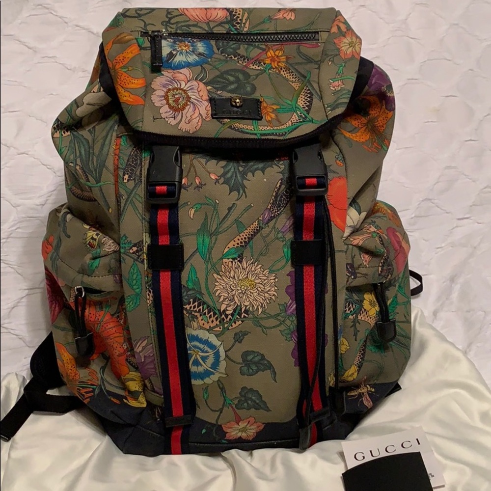 ❌SOLD ❌Gucci Backpack Snake/Animal Floral Printed